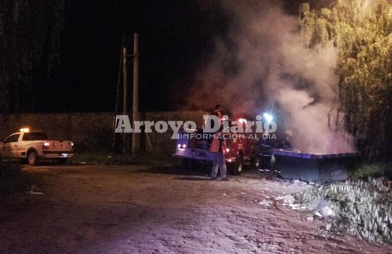 Imagen de Incendio de volquete con basura