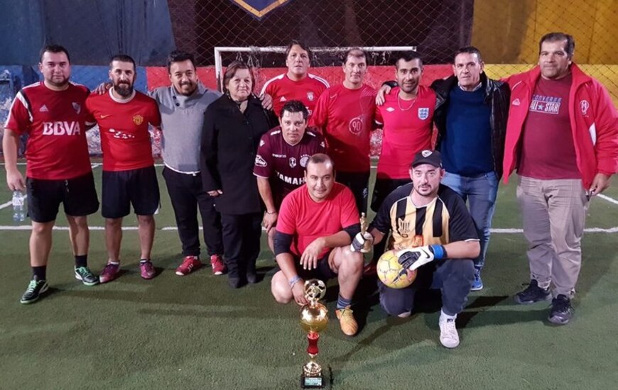 Imagen de Se disput&oacute; la final y el Torneo �Carlos Far&iacute;as� tiene Campe&oacute;n