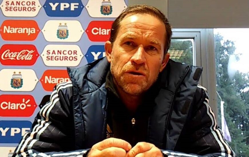 Imagen de Clínica de Futbol a cargo de Pablo Calderón