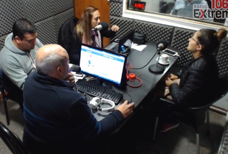 Imagen de Emisión EN VIVO, Dos & Pico Radio Extremo 106.9