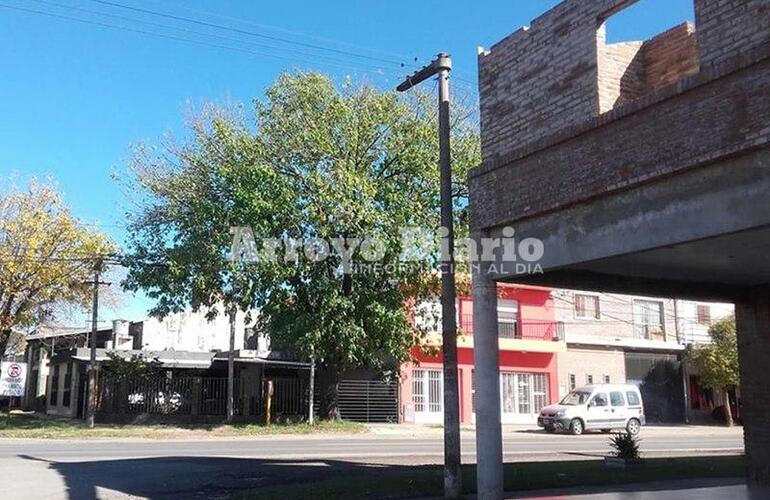 El lugar. La c&aacute;mara que robaron estaba amarrada al poste que se ve en la foto.