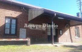 Viejo, olvidado y en pésimas condiciones. Así está la fachada del museo ubicado en la antigua estación del ferrocarril.