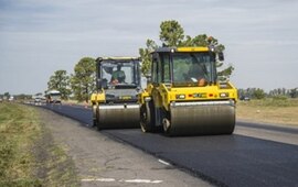 La autopista Rosario-Santa Fe esta siendo reparada a nueva en dos frentes de trabajo.