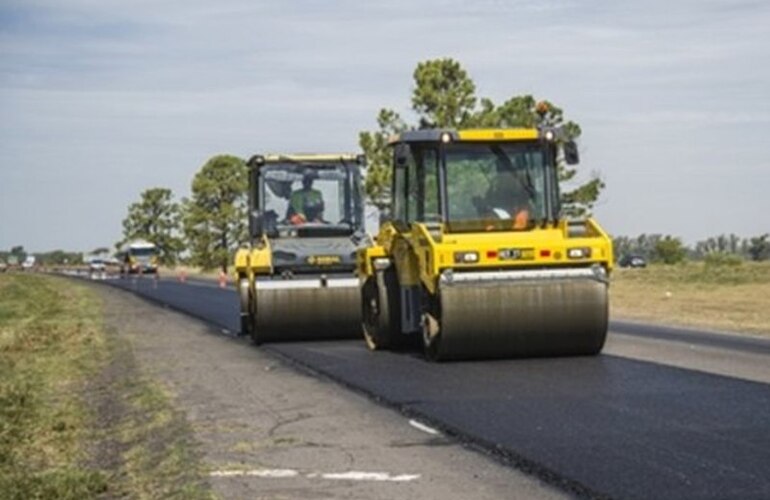 La autopista Rosario-Santa Fe esta siendo reparada a nueva en dos frentes de trabajo.