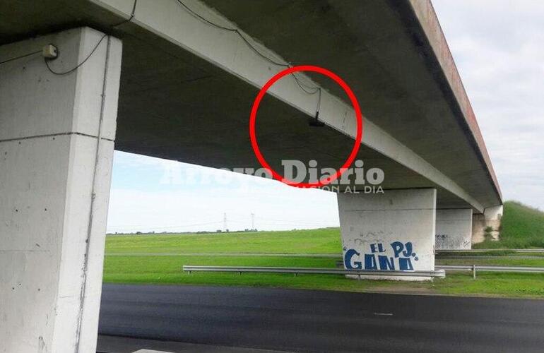 Imagen de Fighiera: Los radares sobre autopista siguen operativos