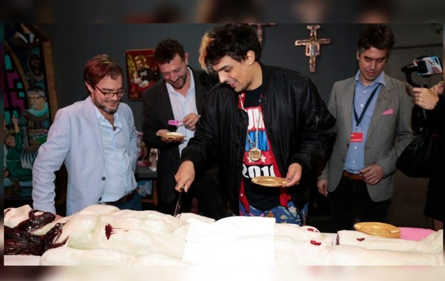 Imagen de La pol&eacute;mica torta con forma de Cristo creada por Pool & Marianela que gener&oacute; repudio en las redes y que deriv&oacute; en las disculpas del Ministro de Cultura