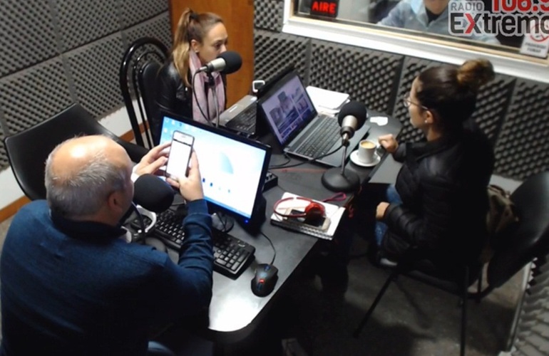 Imagen de Emisión EN VIVO, Dos & Pico Radio Extremo 106.9