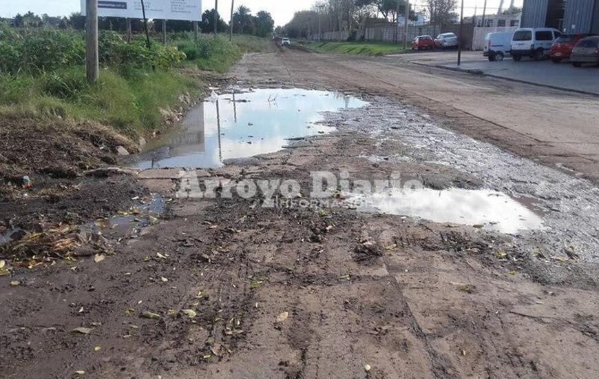 Notable deterioro. As&iacute; est&aacute; la calle San Mart&iacute;n en zona norte.