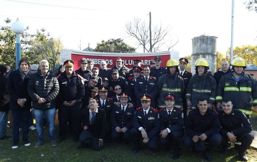 Postal. Una de las lindas imágenes que dejó este 2 de Junio, tras el acto oficial.