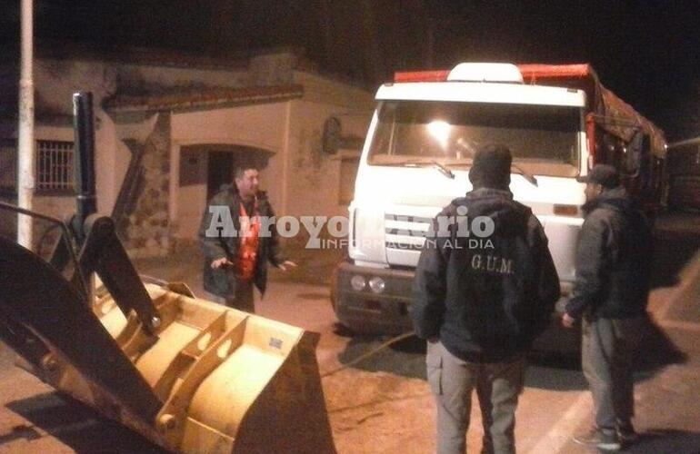 Imagen de GUM y Protecci&oacute;n Civil colaboraron con un camionero