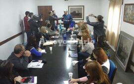 En la municipalidad. La entrega se realizó en la Sala Posta de San Martín del Palacio Municipal. Foto: Nicolás Trabaina