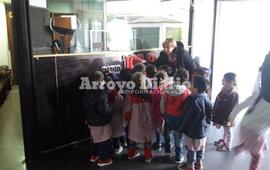 Imagen de Niños de Jardín visitaron Radio Extremo