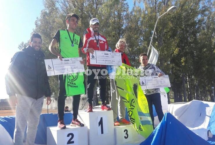 Imagen de La Maratón de Central Argentino convocó unos doscientos competidores