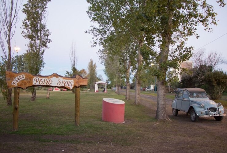 A 10 años del fallecimiento del ex intendente y en su memoria. Este espacio público fue bautizado como Paseo Pedro Spina en el mes de noviembre del año pasado. Foto: La Posta Hoy