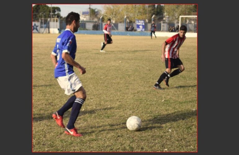 Renzo Ovando: Buen partido, fuerza, despliegue y contención para Athletic