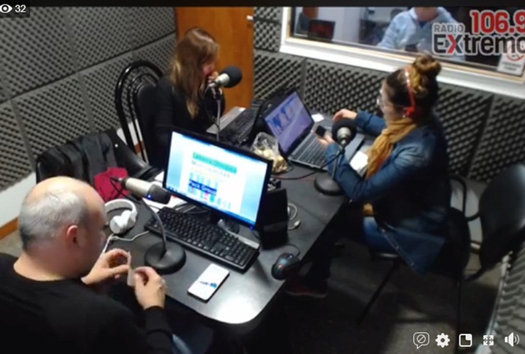 Imagen de Emisión EN VIVO, Dos & Pico Radio Extremo 106.9