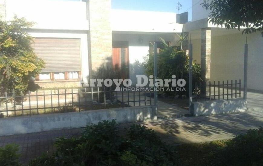 La casa. El hecho de robo se sucedi&oacute; sobre Rivadavia entre Sarmiento y General L&oacute;pez. Foto: Nicol&aacute;s Trabaina