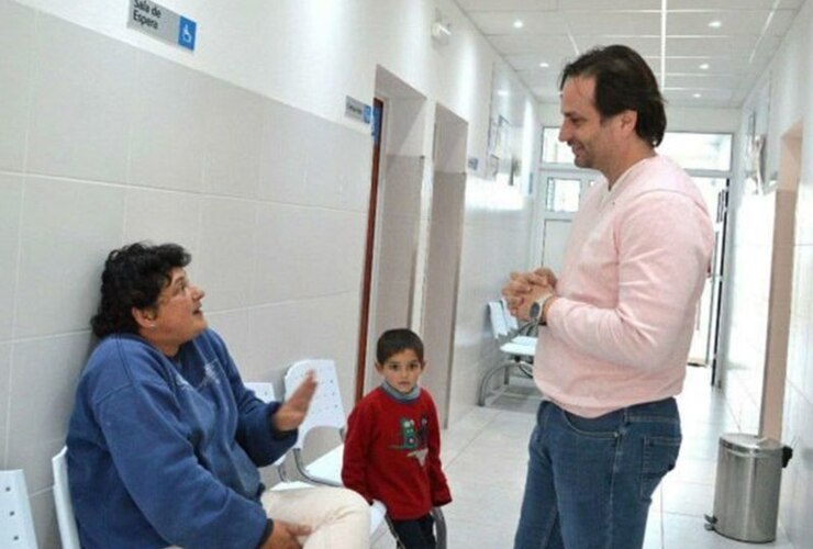 En el lugar. Ferri repasó las gestiones en salud que realiza la comuna