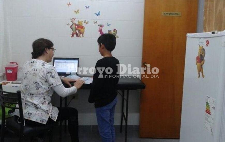 Imagen de Fighiera: Con el incremento de atenci&oacute;n pedi&aacute;trica, la Comuna sum&oacute; un nuevo profesional