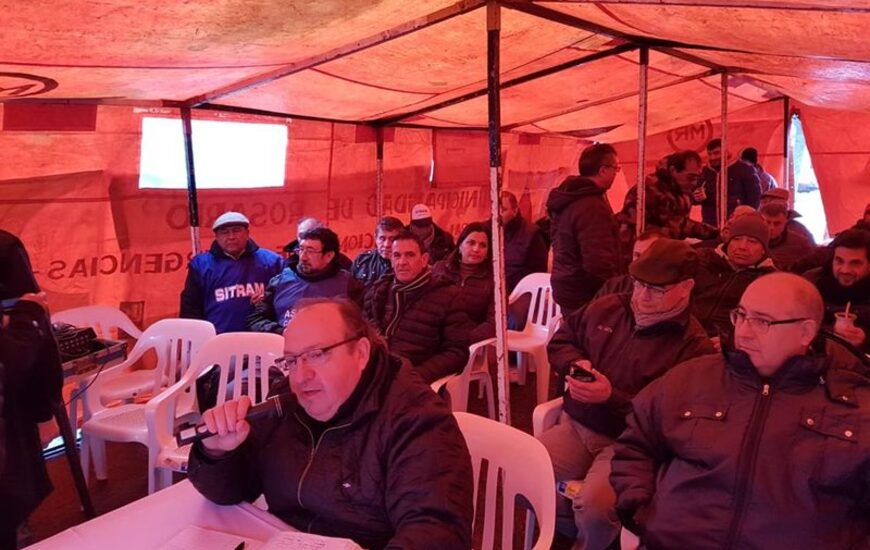 Sergio Gaudio, Secretario General del SITRAM Arroyo Seco también participó del Plenario.