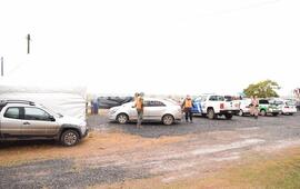 Bajada Colacho. El lugar donde tiene base el Comité de Incidencia y allí mismo aguardan familiares de las demás personas que, por el momento, continúan desaparecidas. Foto: Jorge David Cuello