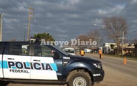 Imagen de Polic&iacute;a Federal a cargo de controles en el acceso