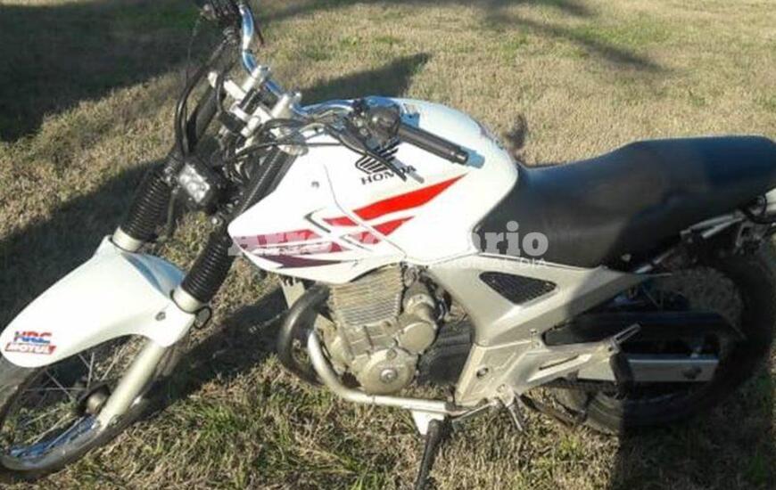Una de las tres motocicletas que no contaba con la documentaci&oacute;n correspondiente.