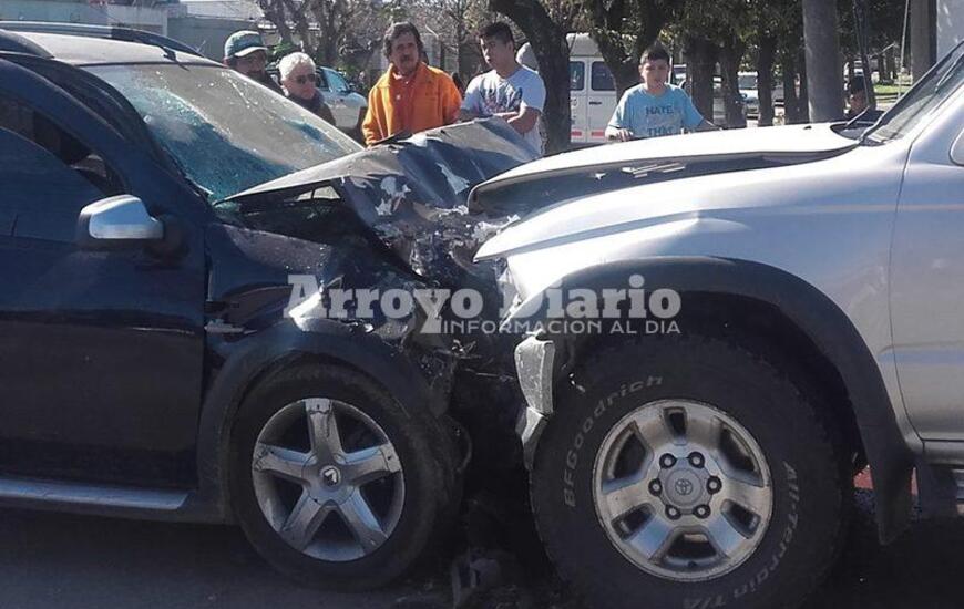 Imagen de Impactante choque en Intendente Costantini y Gaboto
