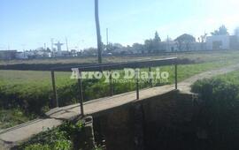El lugar del robo. Este puente es el paso obligado para muchos vecinos del Barrio G&uuml;emes.