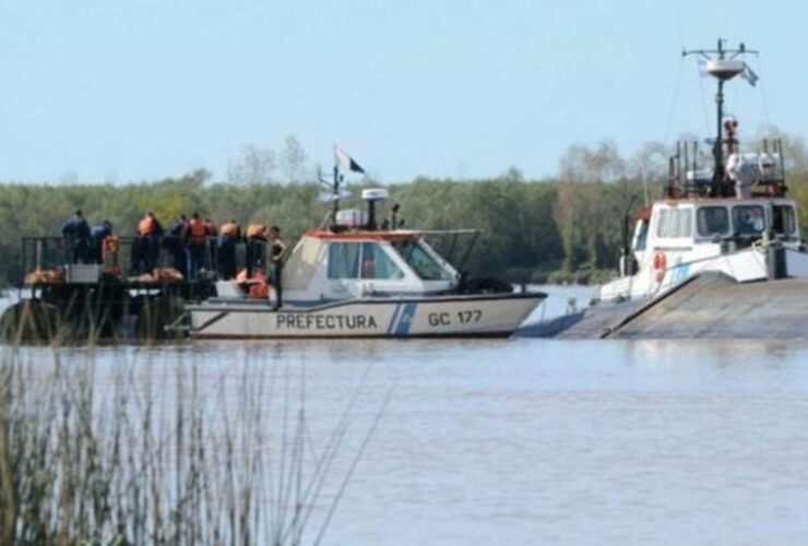 Imagen de Hallan un cadáver atado de pies y manos y amordazado sobre el río Paraná Pavón