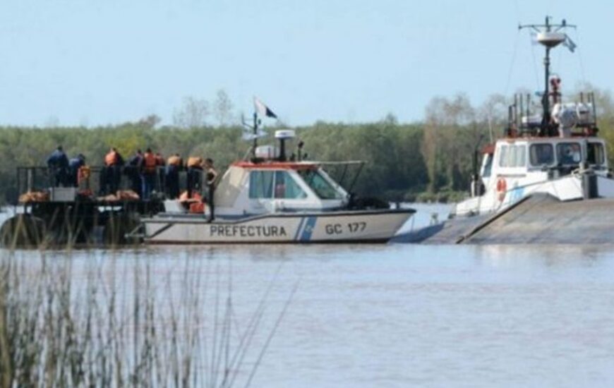Imagen de Hallan un cad&aacute;ver atado de pies y manos y amordazado sobre el r&iacute;o Paran&aacute; Pav&oacute;n