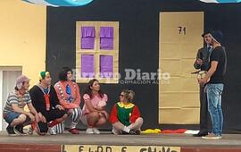 Imagen de La famosa vecindad lleg&oacute; a la Escuela Primaria