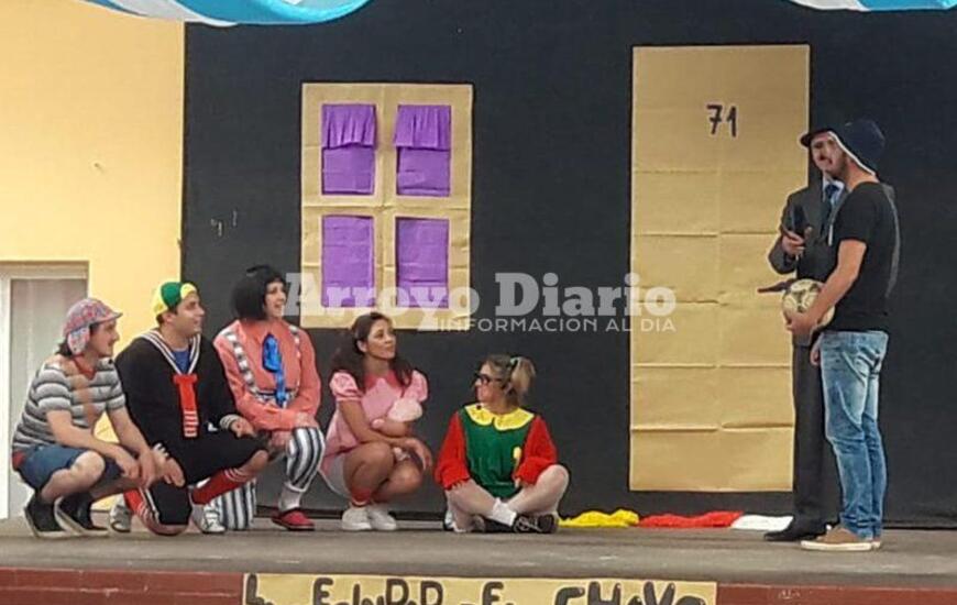 Imagen de La famosa vecindad llegó a la Escuela Primaria