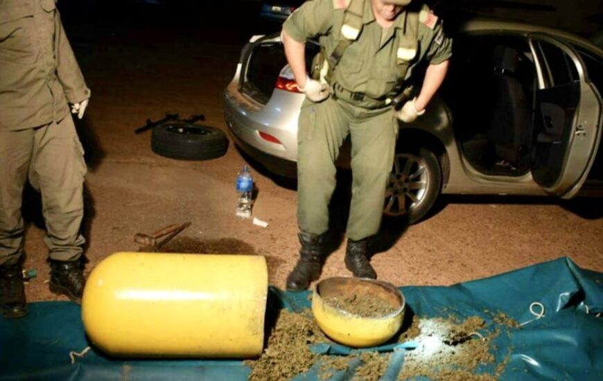 Imagen de Detienen a una pareja con 29 kilos de marihuana ocultos dentro del tubo de GNC