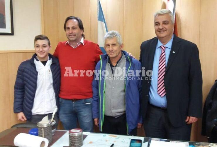 Todos para la foto: Máximo Concetti, Esteban Ferri, Lucas Ciarniello y Nizar Esper. Foto: Gentileza Stella Gasparri.