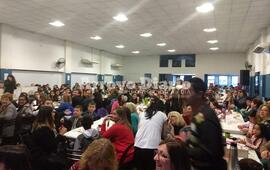 Imagen de Excelente recaudaci&oacute;n en el bingo de la Escuela Secundaria