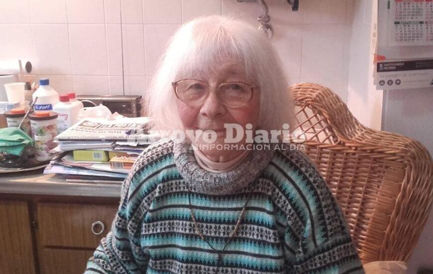 La abuela recibi&oacute; a Arroyo Diario este mi&eacute;rcoles en su casa.