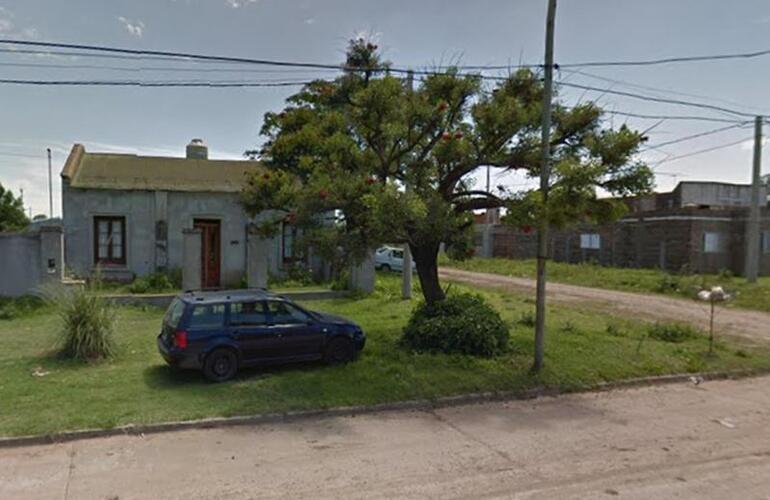 La vivienda violentada y robada hoy, está en zona de San Martín y Churchill. Foto: Google Maps