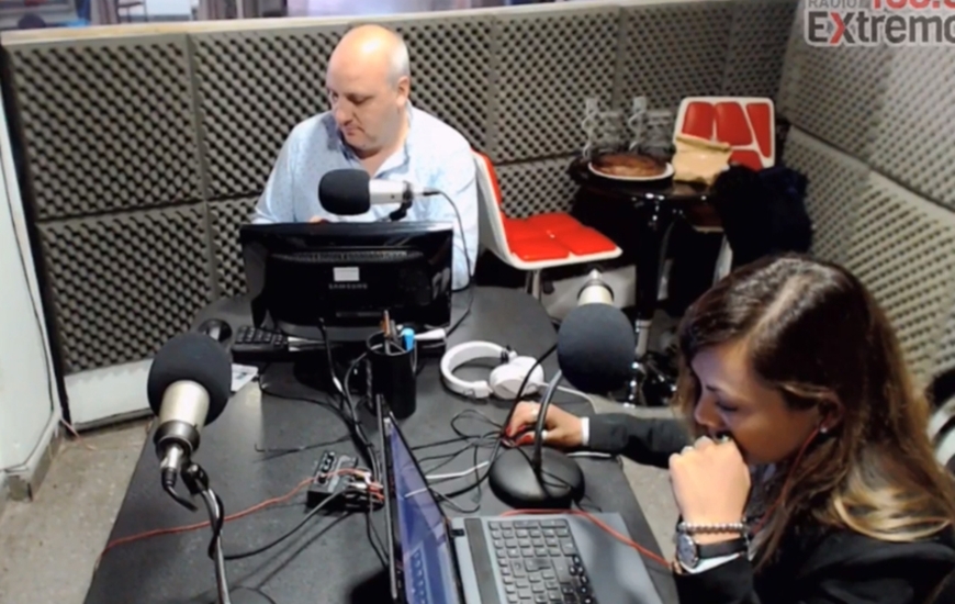 Imagen de Emisión EN VIVO, Dos & Pico Radio Extremo 106.9