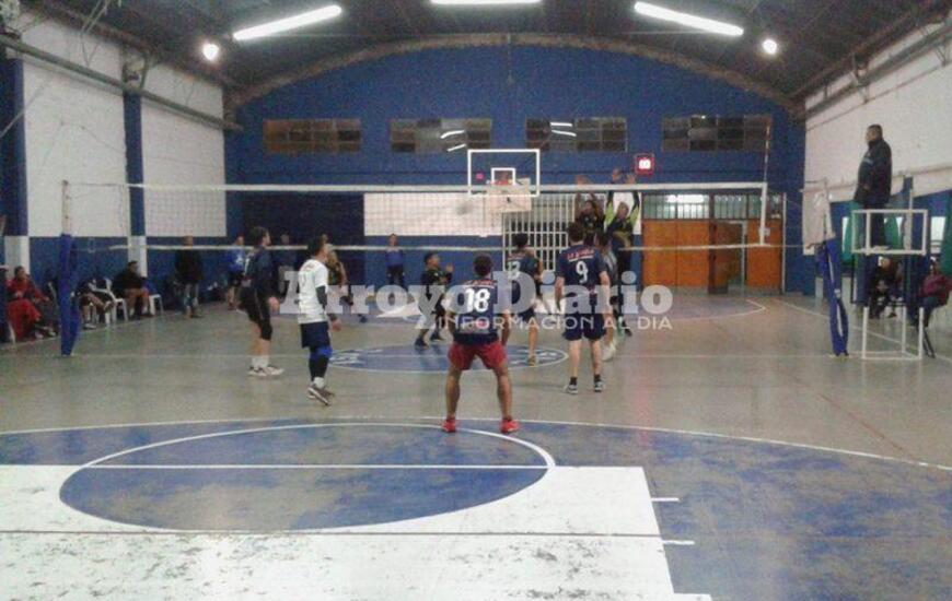 Imagen de Vóley Masculino: Athletic quiere entrar en los Play Off