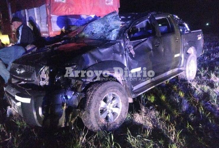 Así quedó la camioneta tras el accidente.