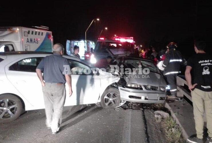 Imagen de Ruta 21: Impactante choque sobre el puente