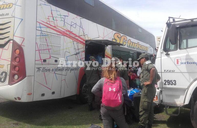 Imagen de Control a colectivo con pasajeros