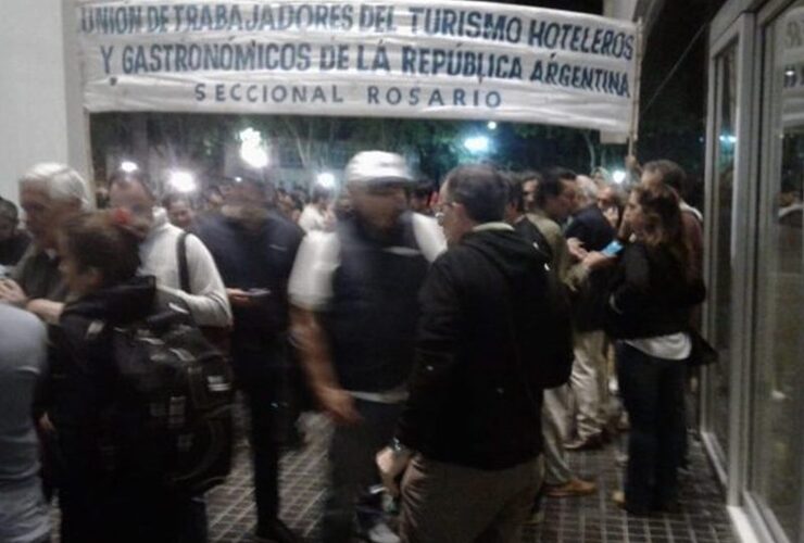 Imagen de Rosario: Liberaron a los gastronómicos detenidos por "amenazas coactivas"