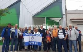 Arroyo Seco presente. Desde la sede Arroyo Seco salió un grupo de jubilados hacia Pérez.