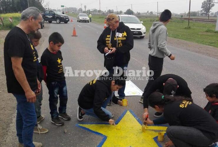 Imagen de Pintaron una estrella amarilla en recordatorio de Sabrina Mendieta