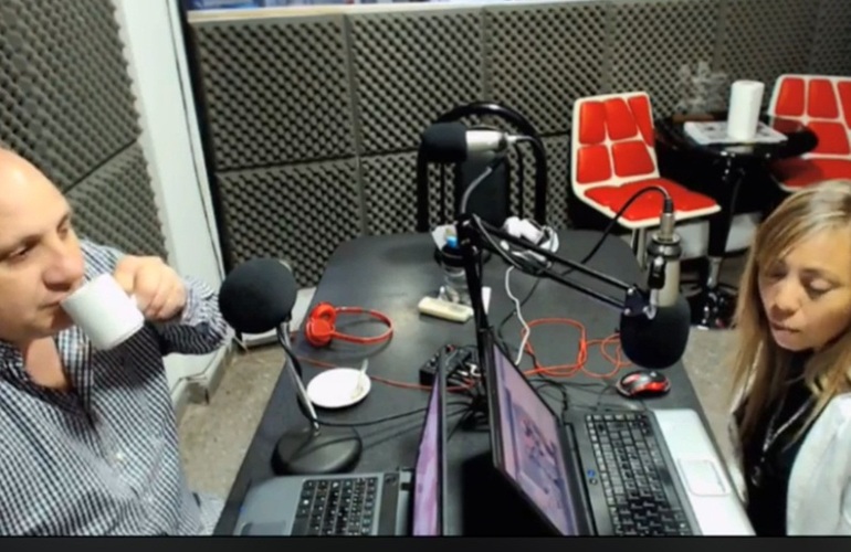 Imagen de Emisión EN VIVO, Dos & Pico Radio Extremo 106.9