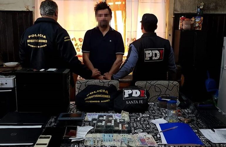 Imagen de PDI Rosario desarticuló una banda que estafó a más de 25 personas