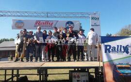 En el Paseo Pedro Spina. El escenario se mont&oacute; en el espacio verde lindero a las v&iacute;as del ferrocarril.