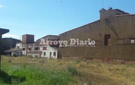 La ex cerámica está situada sobre calle Garay con dirección hacia el río.